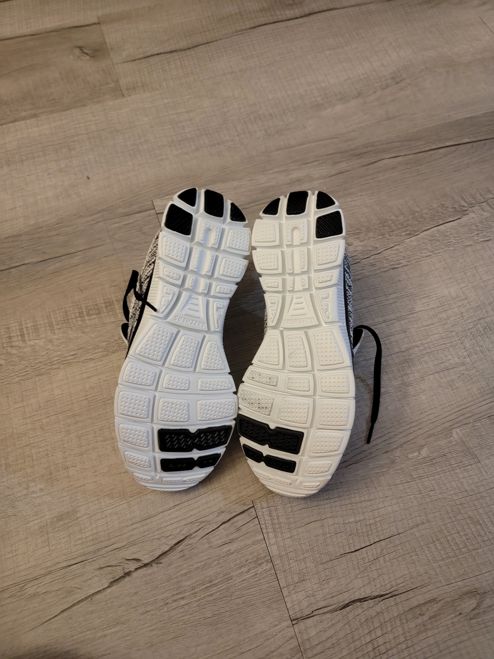 Skechers White and Black Knit Lace-Up Sneakers - Picture 4 of 8